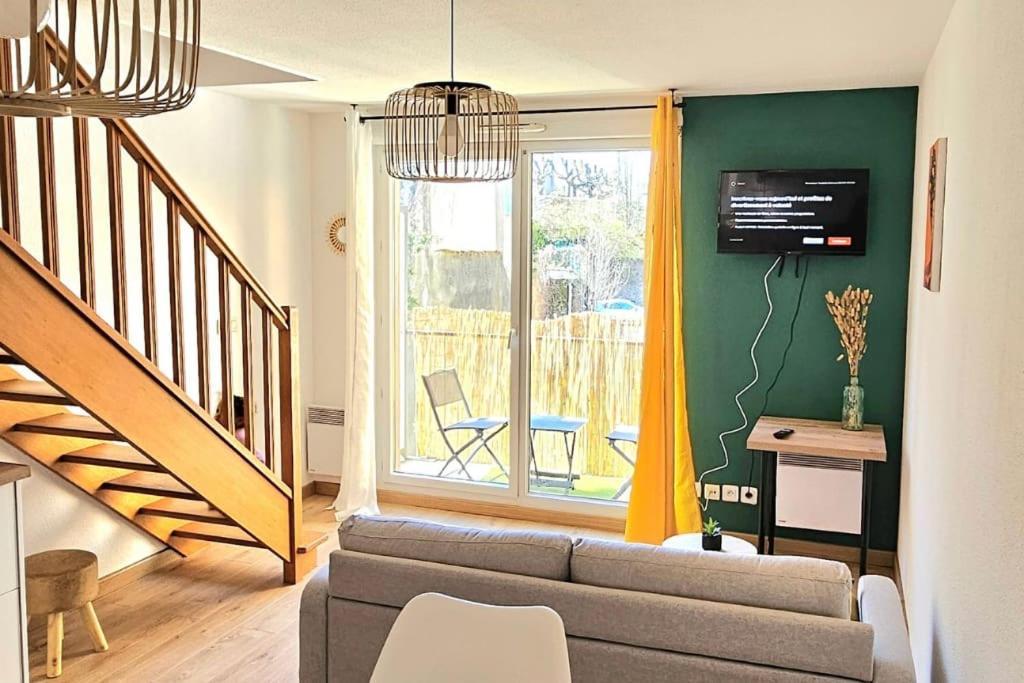 T3 Duplex Centre - Parking - Gare - Thermes Appartamento *
